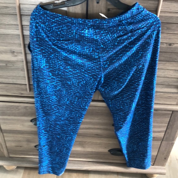 Lululemon jogging Trousers size 6 - Picture 3 of 5